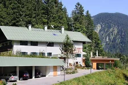 Berghaus Inn